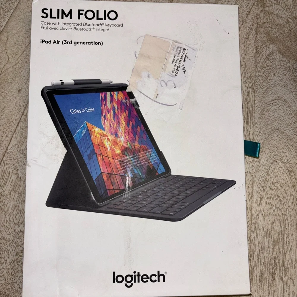 iPad tablet cover case with keyboard